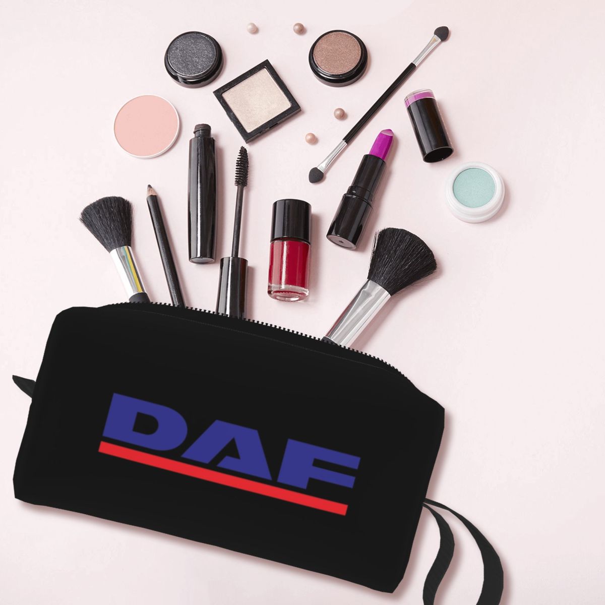 Косметичка-органайзер DAF Red  – обзор и цена Beauty Makeup Logo Design
